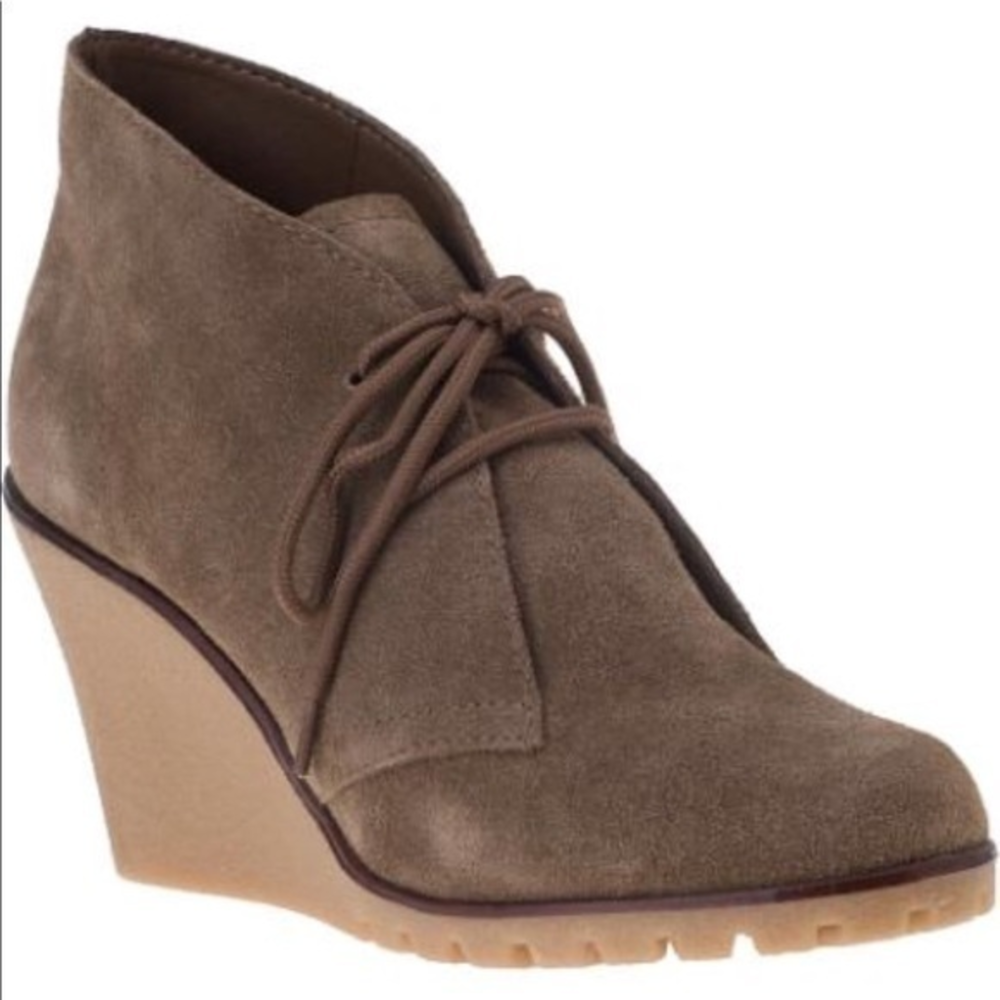 Kelsi Dagger Suede wedge Lace Up booties size‎ 10